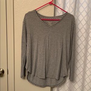 Long sleeve tee
